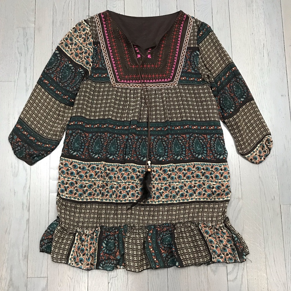 Paisley Feather Tassel 3/4 Sleeve Henley Tunic